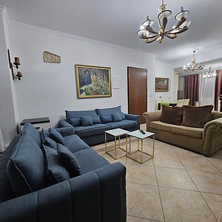 Skanderbeg Square Explorer Apartments ติรานา ภายนอก รูปภาพ