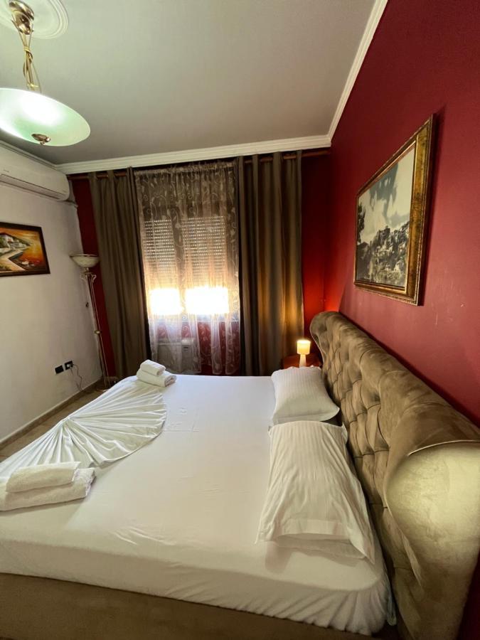 Skanderbeg Square Explorer Apartments ติรานา ภายนอก รูปภาพ