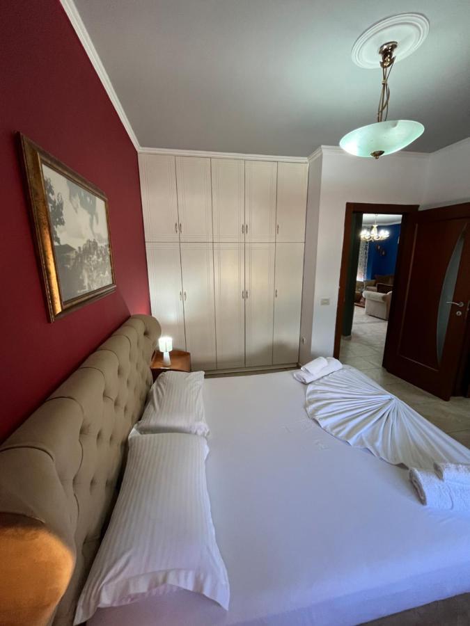 Skanderbeg Square Explorer Apartments ติรานา ภายนอก รูปภาพ